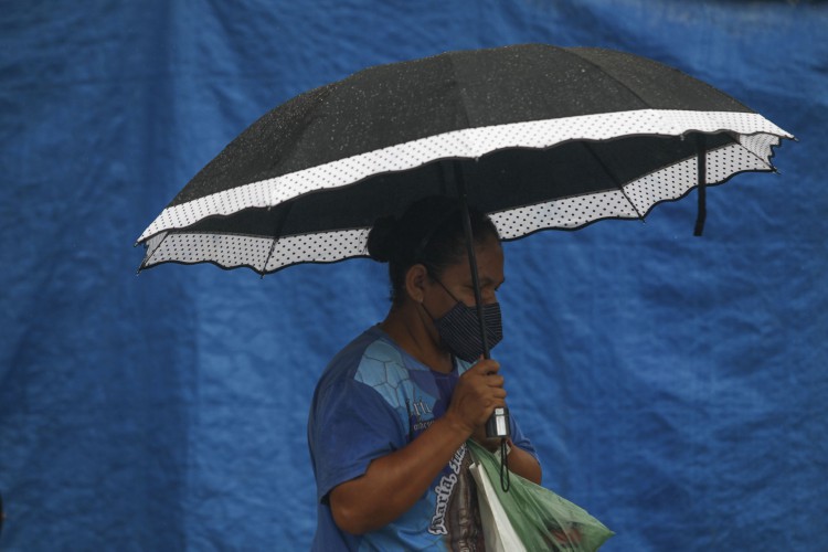 Imagem de apoio ilustrativo: manhã de chuva em Fortaleza