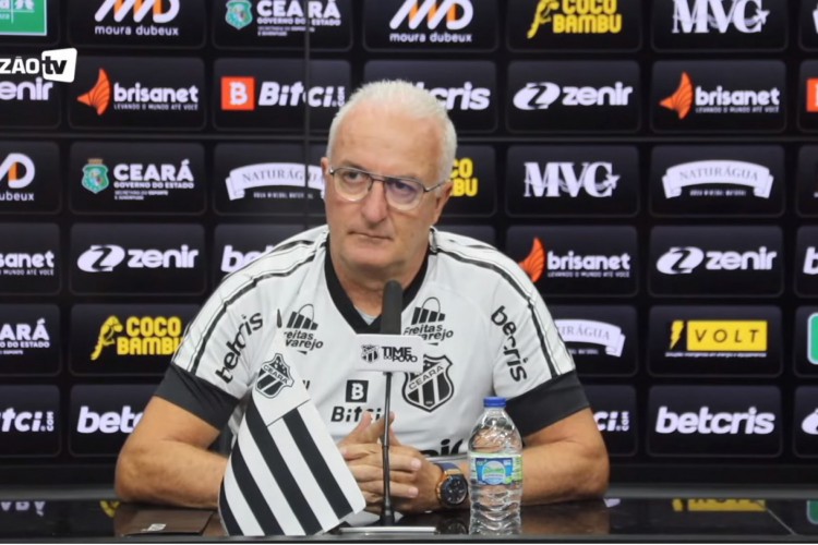 Dorival Júnior foi apresentado no Ceará nesta terça-feira, 29. 