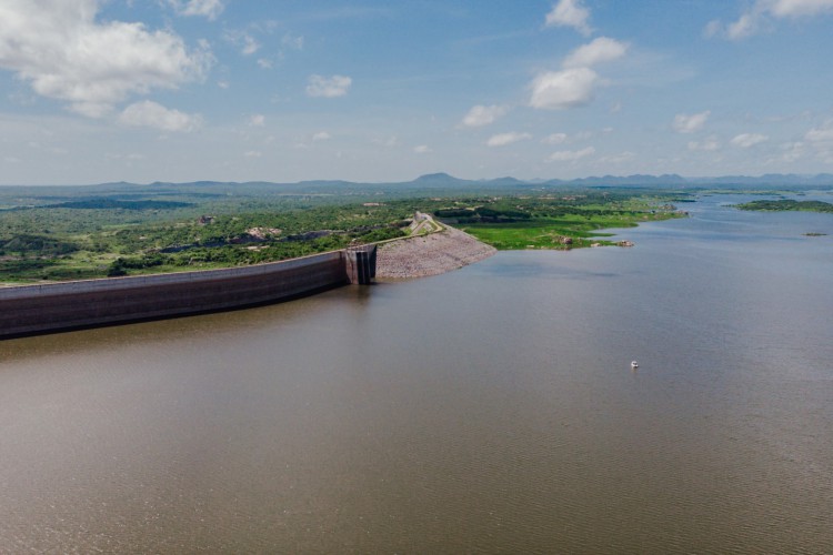 A marca de 32,7% da capacidade atingida em março pelos reservatórios cearenses é a melhor desde o fim de novembro de 2022. Na foto, o açude Castanhão