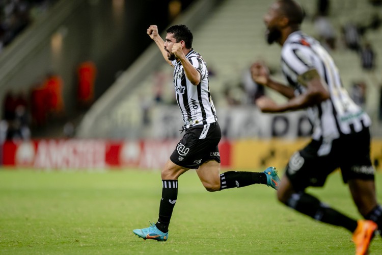 Ceará joga contra o Deportivo La Guaira hoje, terça, 12, na Copa Sul-Americana 2022; veja onde assistir ao vivo e horário. 