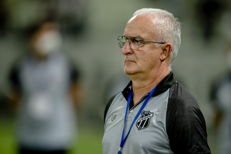 Dorival Júnior aceitou proposta e vai comandar o Flamengo