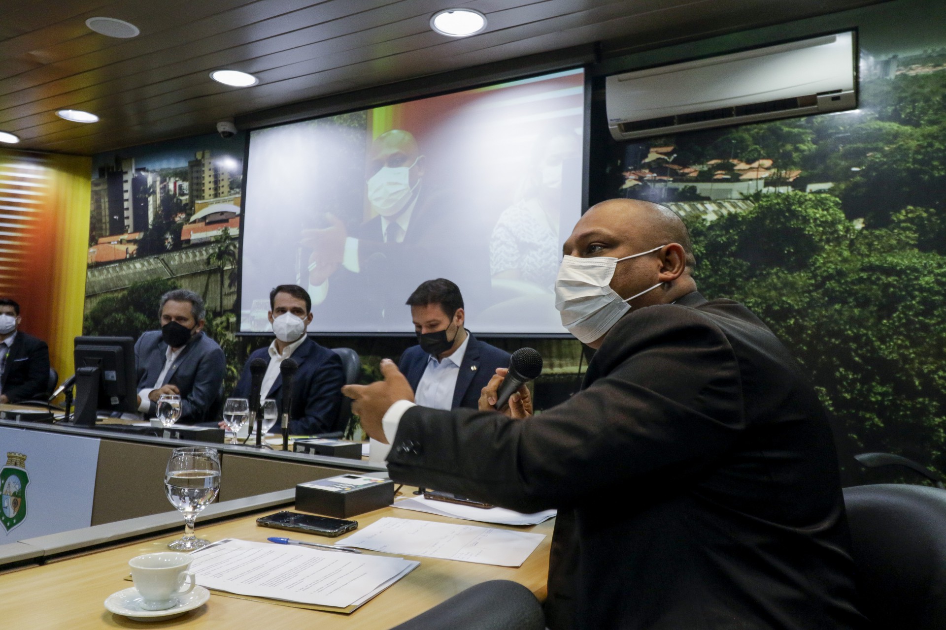 FORTALEZA, CE, BRASIL, 05.04.2022: CPI do Motim ouviu hoje a primeira testemunha, policial e presidente da APS, Cleyber Barbosa Araújo, na Assembleia Legislativa (Foto:Thais Mesquita/OPOVO) (Foto: Thais Mesquita)