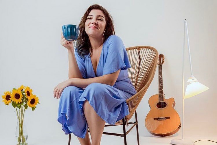 Cantora e compositora cearense Jai Lanna lança EP
