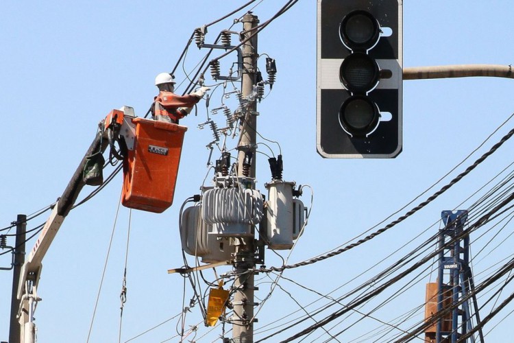 Mercado de elestricistas é dominado por homens