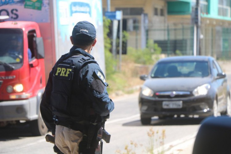 A PRF enfatiza o apelo aos condutores para respeitar o limite estabelecido em 60 km/h.


