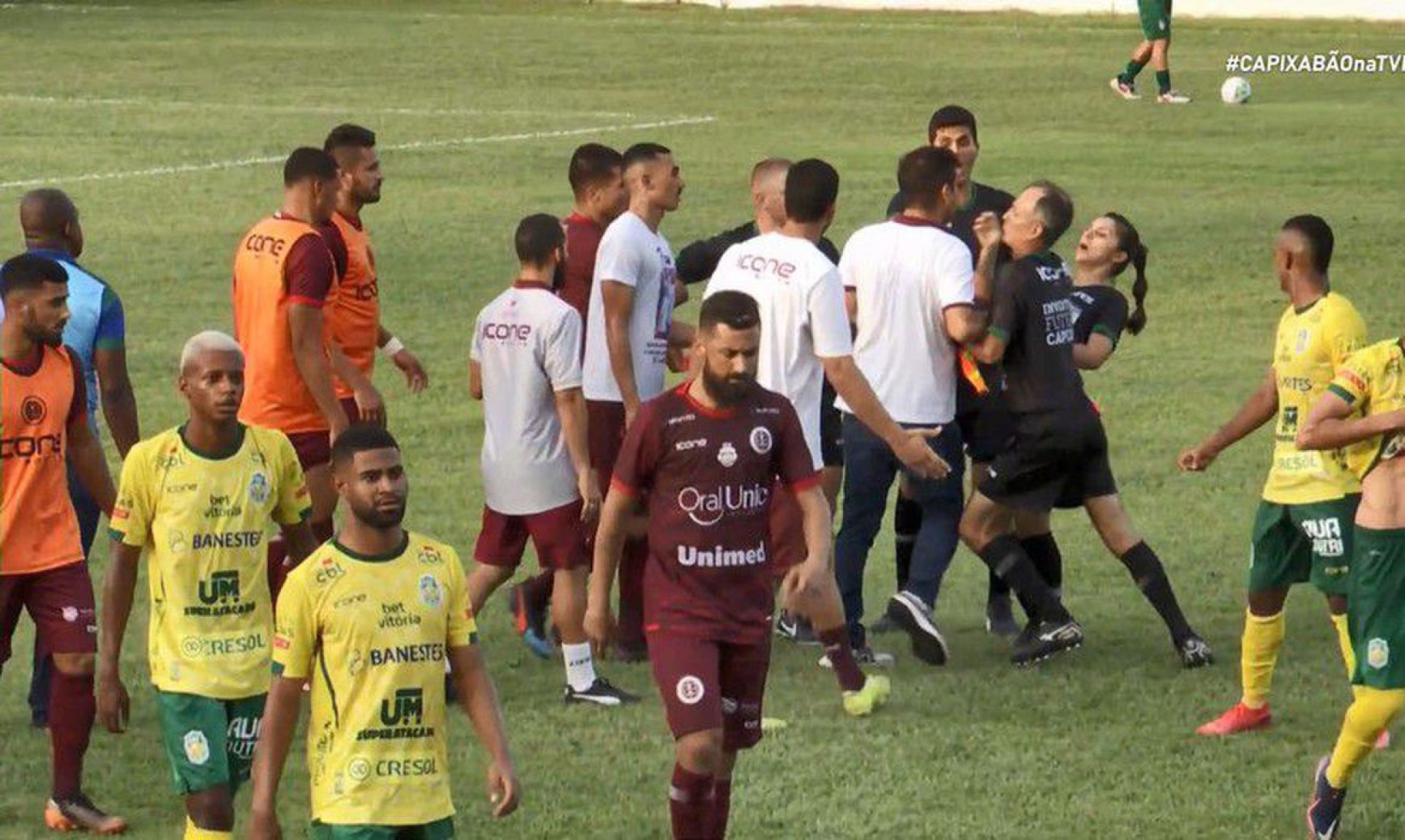 Justiça Desportiva do ES suspende Soriano por agressão à bandeirinha (Foto: )