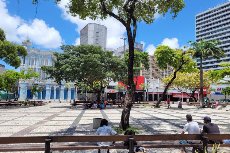 Praça do Ferreira, no Centro de Fortaleza, receberá evento com orientações jurídicas gratuitas nesta quinta-feira, 26