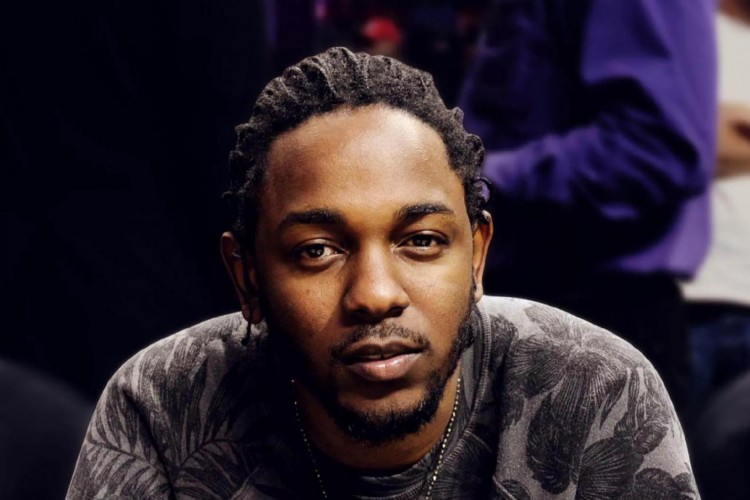 O rapper Kendrick Lamar anuncia novo álbum 