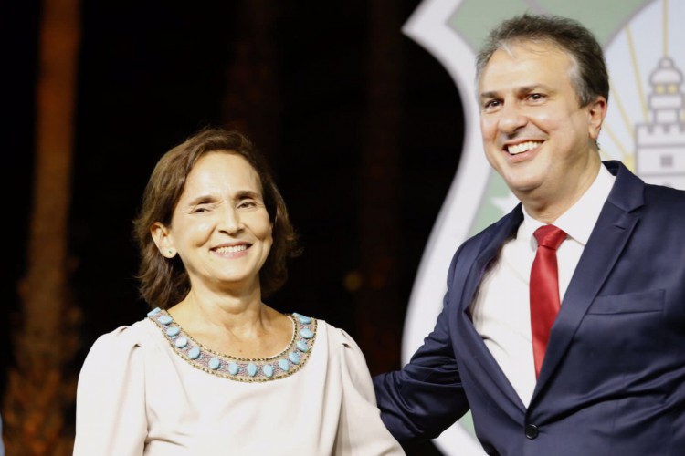 Ex-governadora Izolda Cela e o ex-governador Camilo Santana