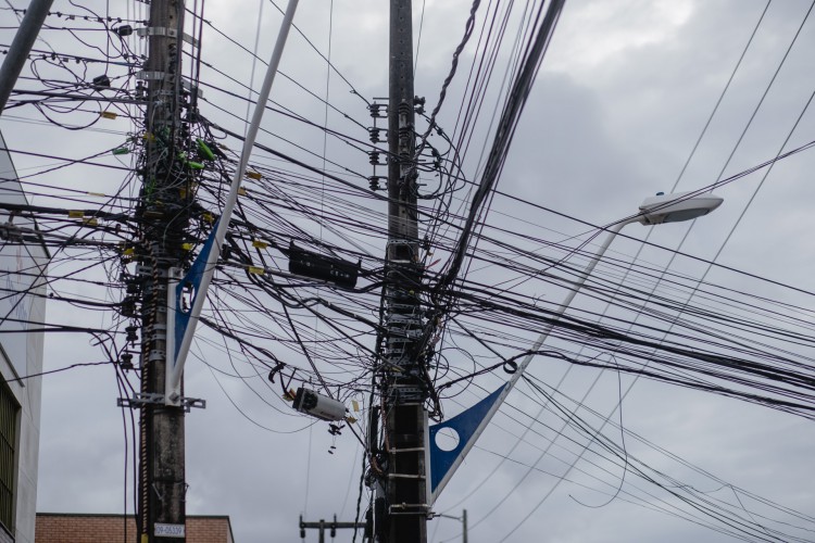 Foto de apoio ilustrativo. Furtos de fios de energia elétrica e telefônicos vêm acontecendo com frequência em Fortaleza
