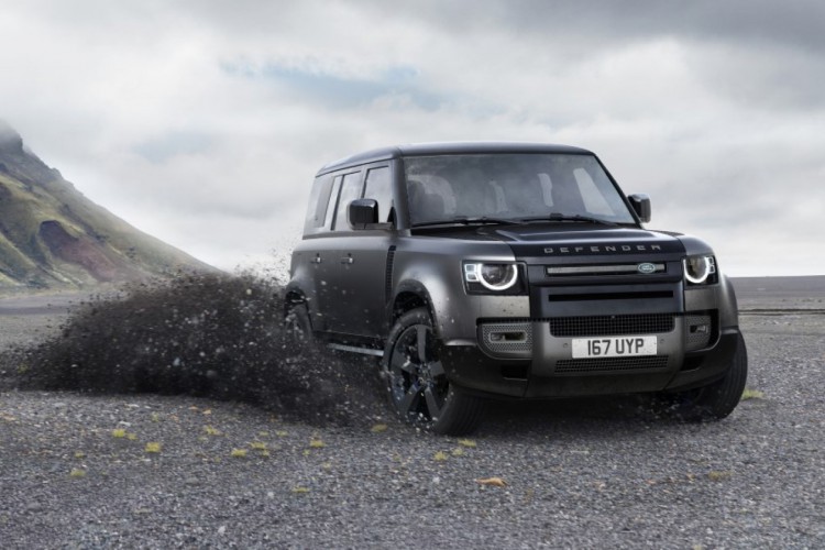 Land Rover Defender 110 D300