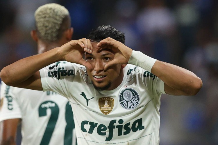 Palmeiras e Emelec se enfrentam pela Copa Libertadores 2022 hoje, 18; onde assistir ao vivo e horário do jogo.  