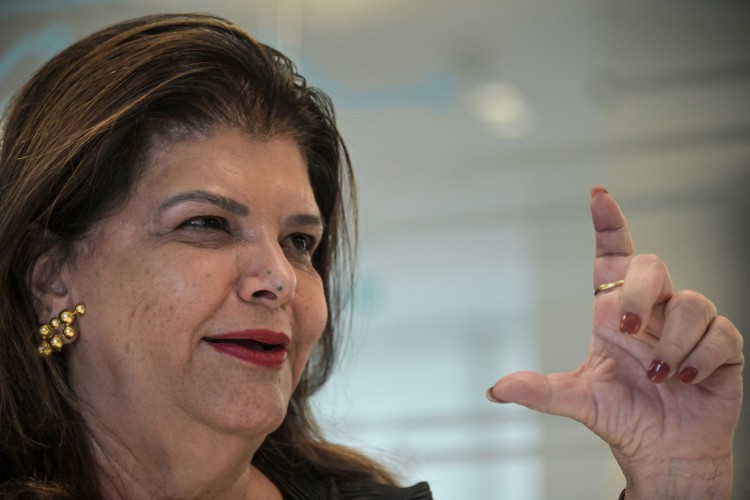 A empresária brasileira Luiza Helena Trajano, presidente do Conselho de Administração do Magazine Luiza, sai da lista de bilionários da Forbes