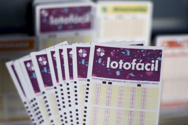 Lotofácil: resultado Concurso 2706, quinta-feira, 5 de janeiro (05/01/23); prêmio é de R$ 4,3 milhões