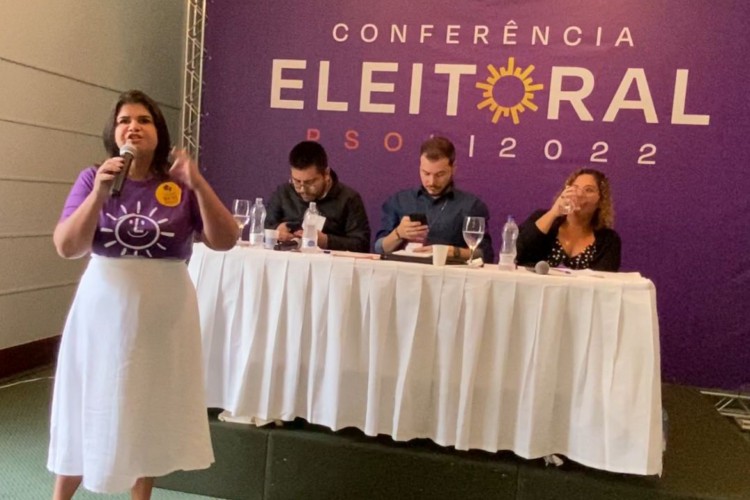 Adelita durante a conferência eleitoral do Psol, que confirmou apoio a Lula