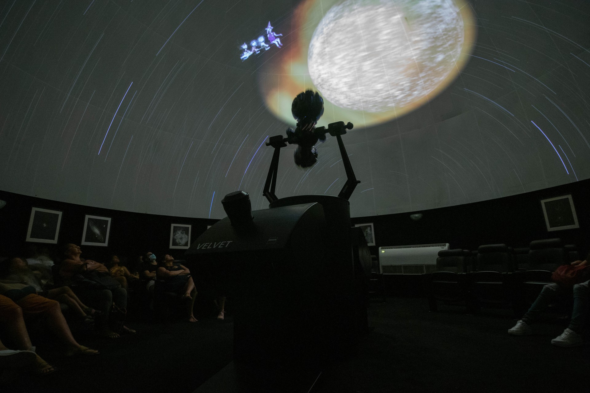 FORTALEZA, CEARÁ, 30-04-2022: O Centro Cultural Dragão do Mar comemora os seus 23 anos, com uma vasta programação, como a entrada gratuita no Planetário. (Foto: Fernanda Santos/ O Povo)        