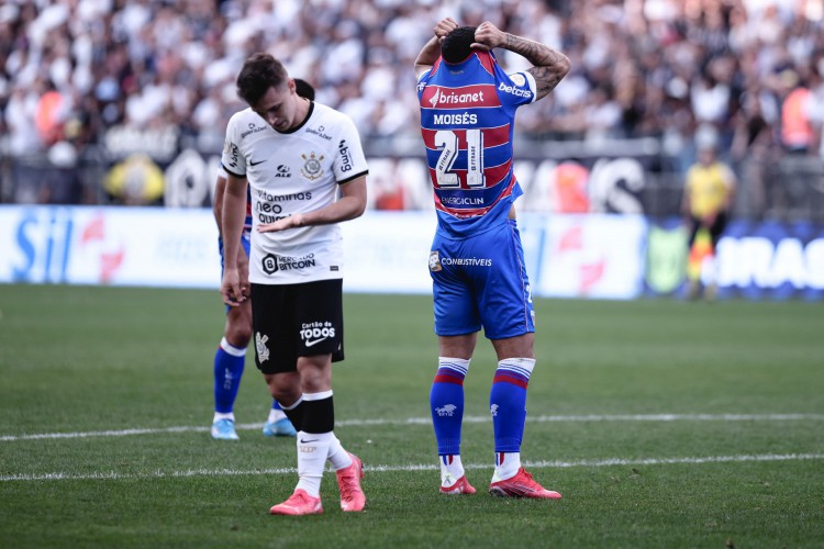 Gols perdidos no primeiro tempo, quando dominou o rival, custaram caro para o Fortaleza