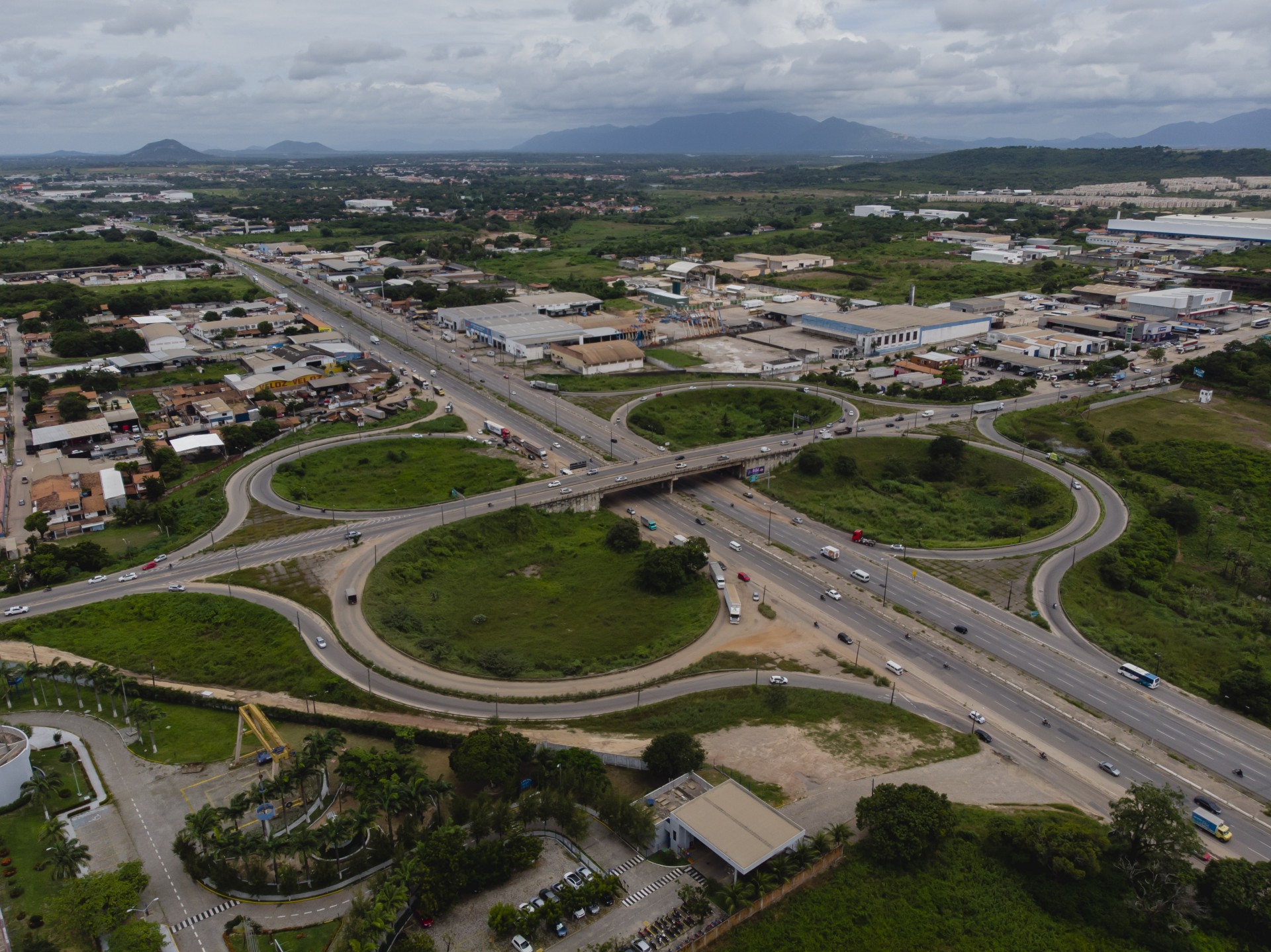 ￼OBRAS no Anel Rodoviário de Fortaleza já duram mais de uma década (Foto: Aurélio Alves)