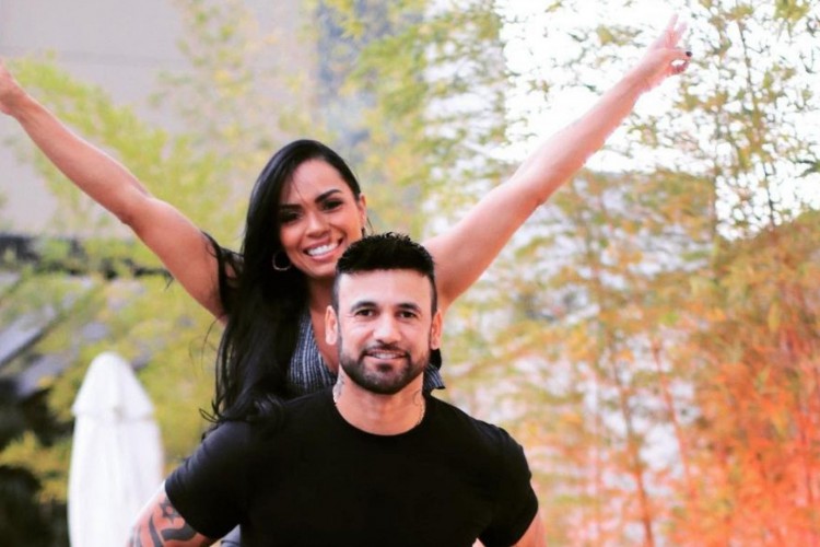 Hadson Nery e Eliza participam do Power Couple Brasil, na Record TV