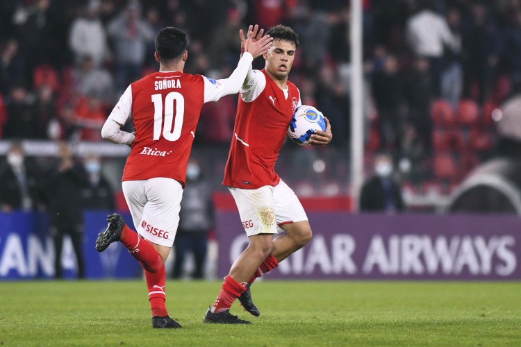 Lance do jogo Independiente x Deportivo La Guaira, pela Copa Sul-Americana