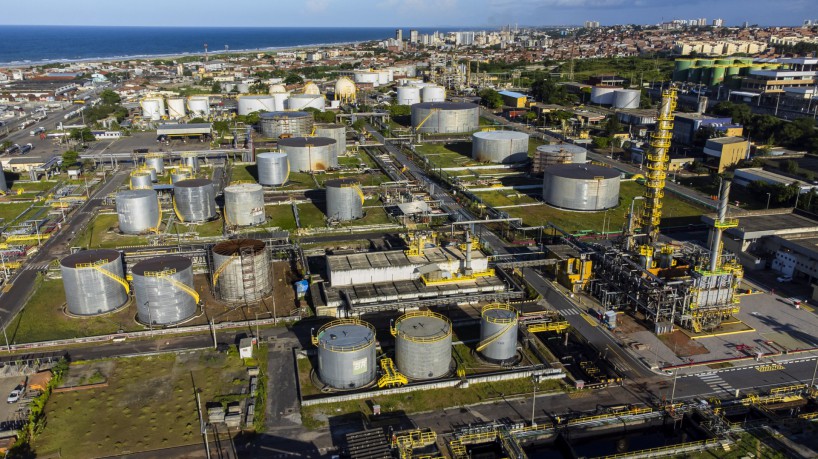 Petrobras vende Lubnor por 55% do seu valor, segundo Ineep