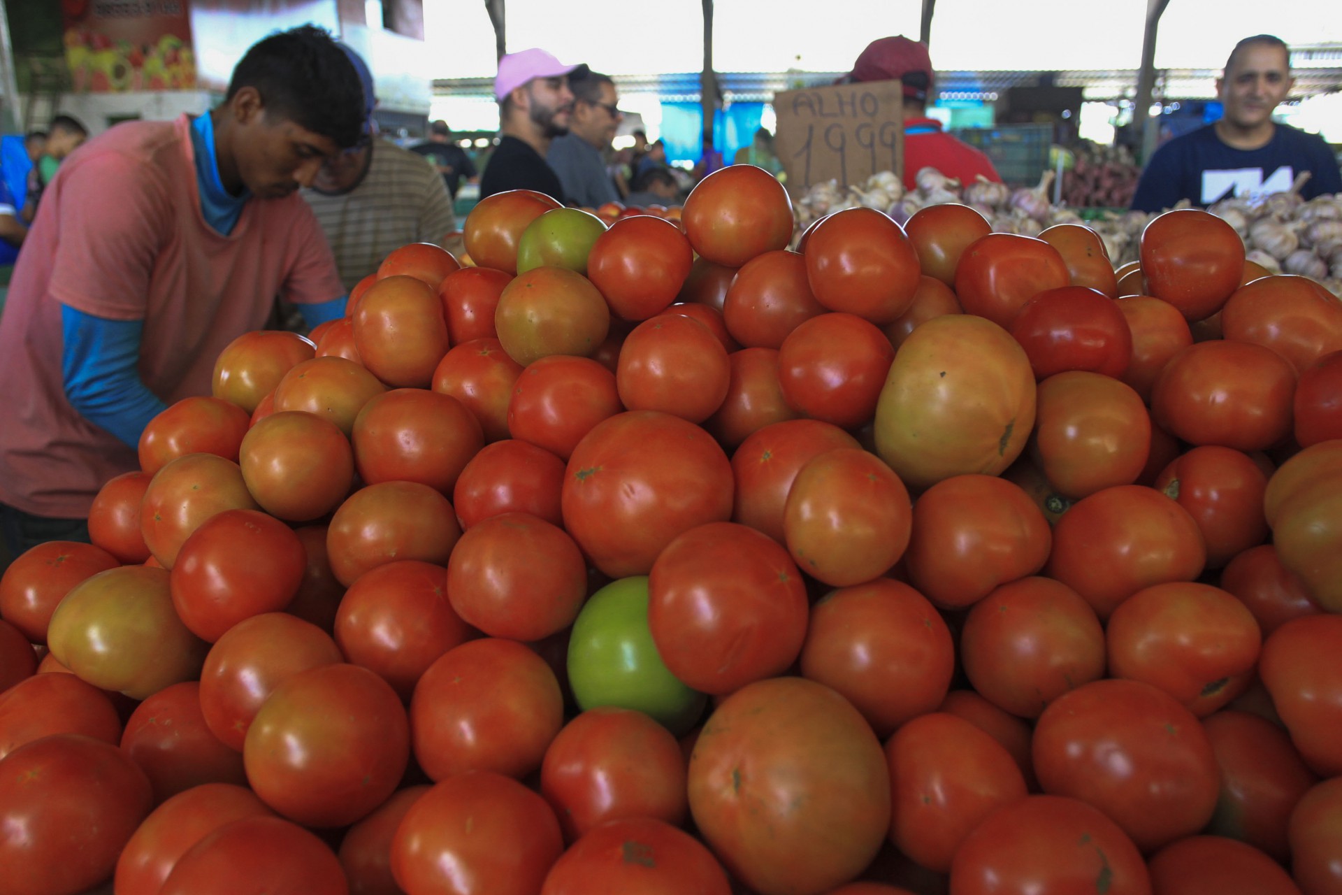 O grupo de alimentos e bebidas puxou a alta da inflação no Ceará (Foto: FABIO LIMA)