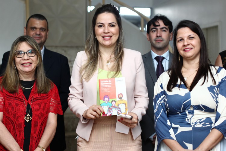 DESEMBARGADORA Sílvia Nóbrega, secretária Onélia Santana e Elizabeth Chagas, defensora  geral