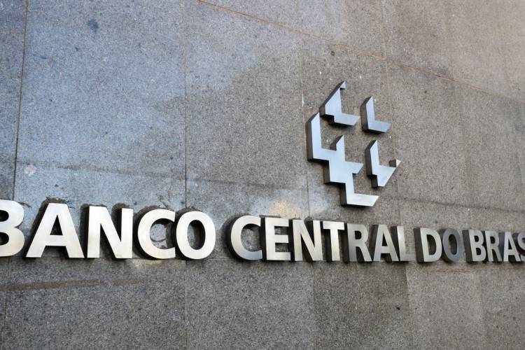 Banco Central fará repasse de R$ 4 bilhões em segunda fase de liberação do Dinheiro Esquecido por meio do site valores a receber; veja quando começa e quem tem direito