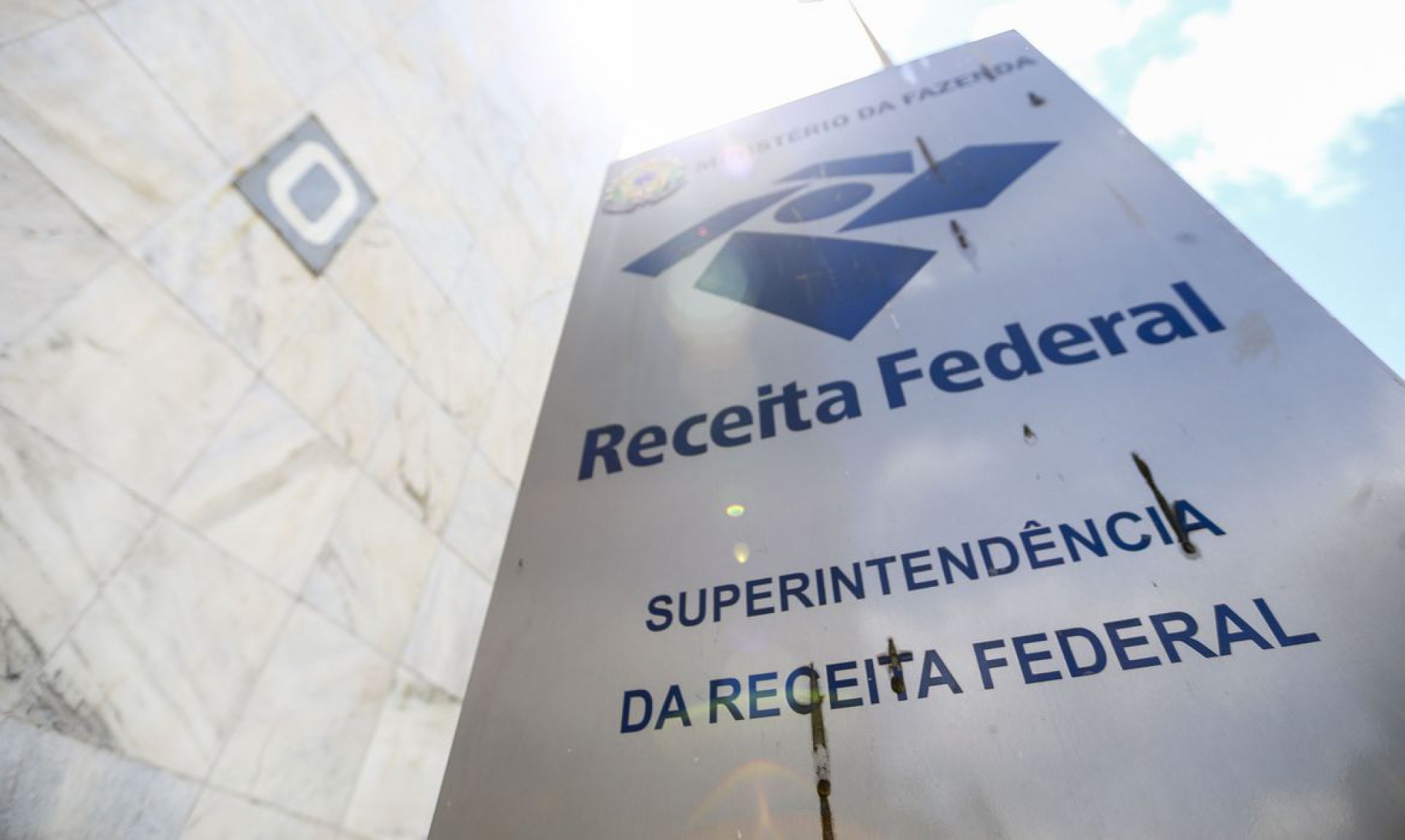 A expectativa da Receita Federal é de que sejam arrecadados entre R$ 38,5 milhões e R$ 39,5 milhões (Foto: Marcelo Camargo/Agência Brasil)