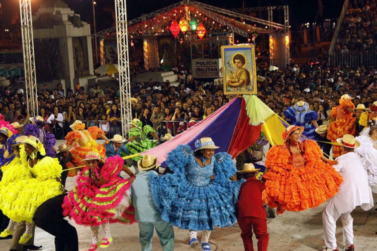 Manifestações culturais ganham espaço em festas juninas no Nordeste