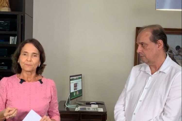 Izolda Cela, governadora do Ceará, e Marcos Gadelha, secretário da Saúde do Estado, anunciaram ampliação da recomendação de uso de máscaras em ambientes fechados