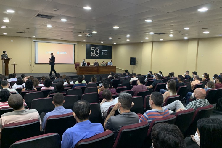 ￼ APROVADOS em concurso participaram de um evento de boas-vindas no auditório do HGF