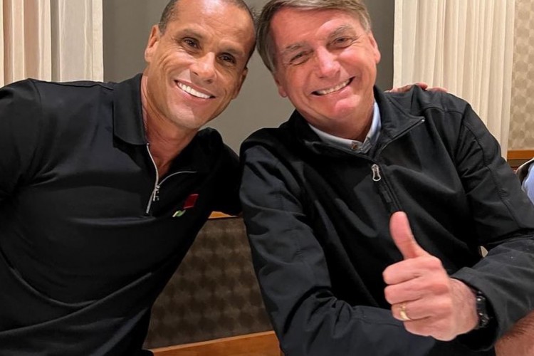 Ex-jogador Rivaldo e o presidente Jair Bolsonaro