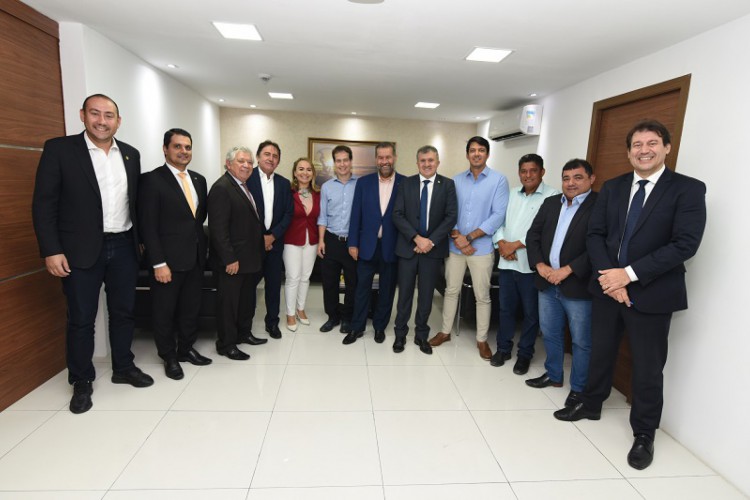 Visita do presidente nacional do PDT, Carlos Lupi, à Câmara Municipal de Fortaleza