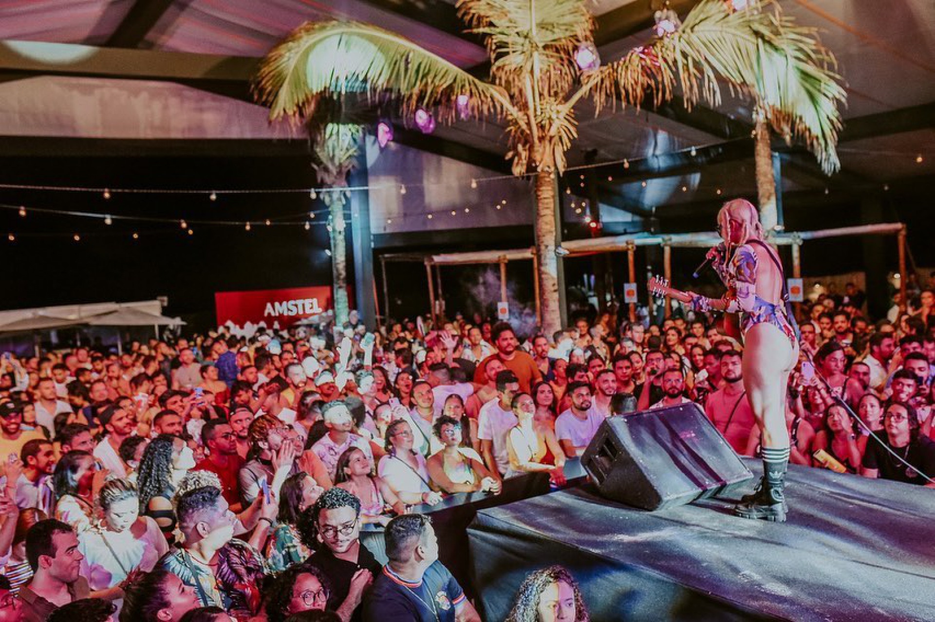 Expectativa do setor de eventos é alta para segundo semestre de 2022. Na imagem, apresentação da cantora Camila Marieta no Festival SOL (Foto: Reprodução/Instagram)