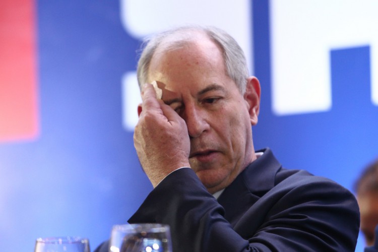 CIRO GOMES ex-ministro, ex-governador, ex-prefeito, ex-deputado federal, ex-deputado estadual e líder de grupo político no Ceará