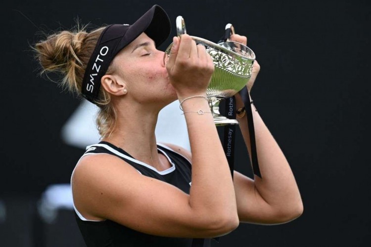 Bia Haddad é campeã do WTA de Birmingham e conquista terceiro título seguido