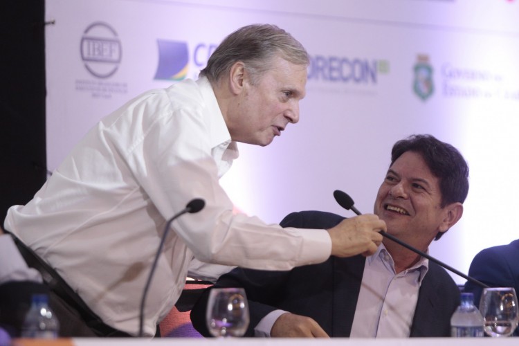 FORTALEZA, CE, BRASIL, 19-11-2018: Tasso Jereissati, senador do Ceara / Cid Gomes, Senador do Ceara / FOCUS.SUMMIT evento que reuniu Politicos e Empresarios de Fortaleza para falar sobre o pos momento politico e sobre economia no auditorio do predio anexo da Assembleia Legislativa. (Foto: Aurélio Alves/O POVO)