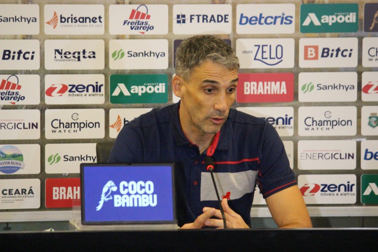 Técnico Juan Pablo Vojvoda em entrevista coletiva após vitória sobre o Ceará por 2 a 0, pela Copa do Brasil 