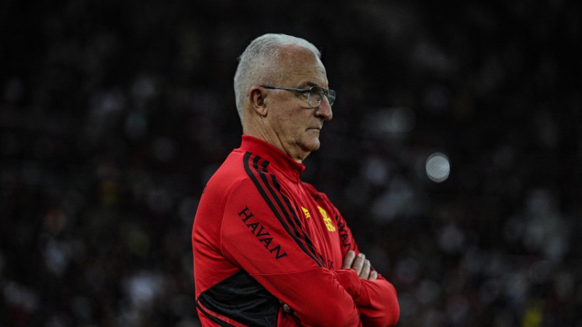 Técnico Dorival Júnior no jogo Flamengo x Cuiabá, no Maracanã, pelo Campeonato Brasileiro Série A