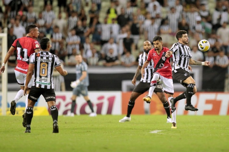 Ceará x Atlético-GO, na Arena Castelão, válido pela 14ª rodada do Brasileirão Série A