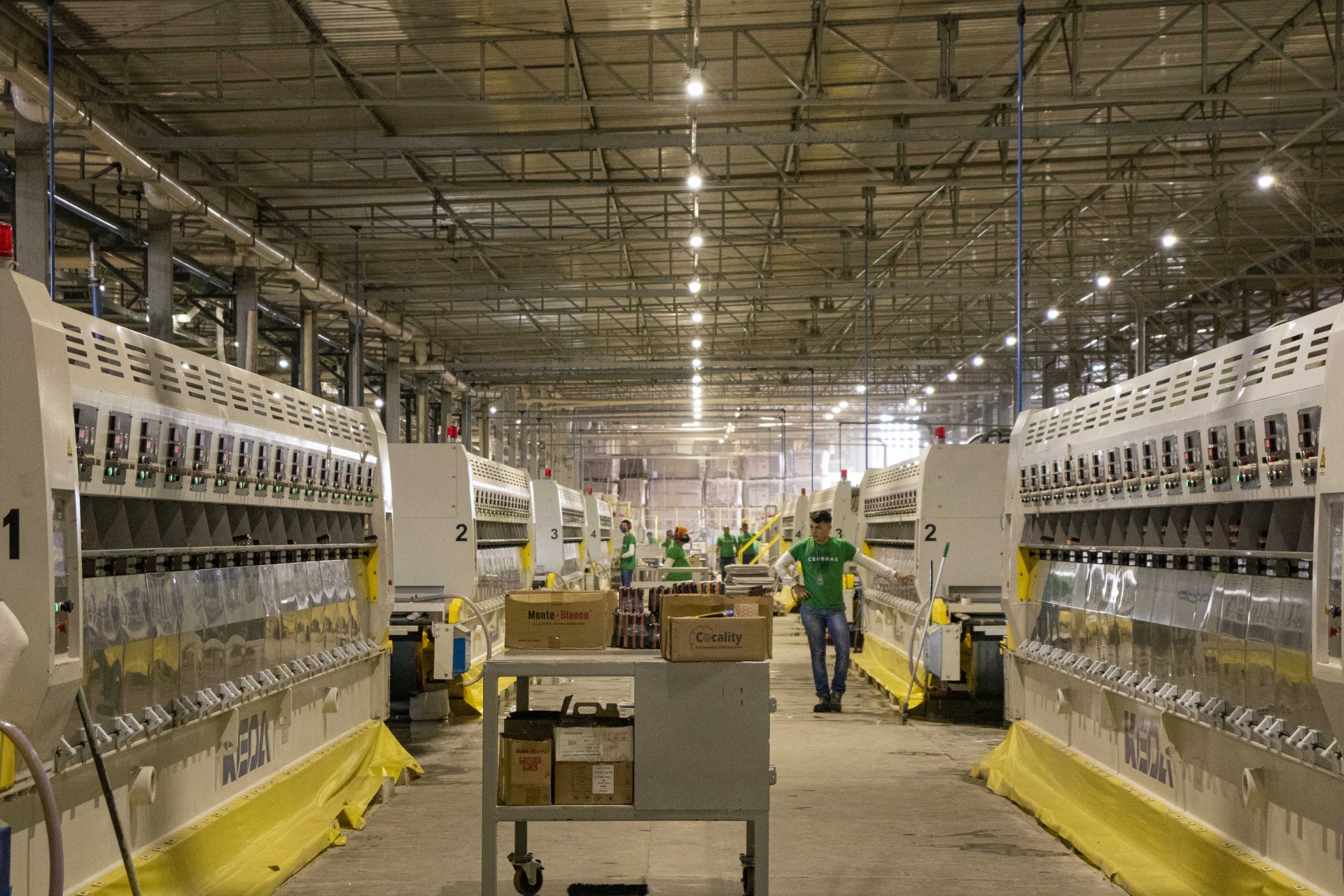 ￼SETOR industrial teme perda de benefícios e se articula por manutenção (Foto: Samuel Setubal/ Especial para O Povo)