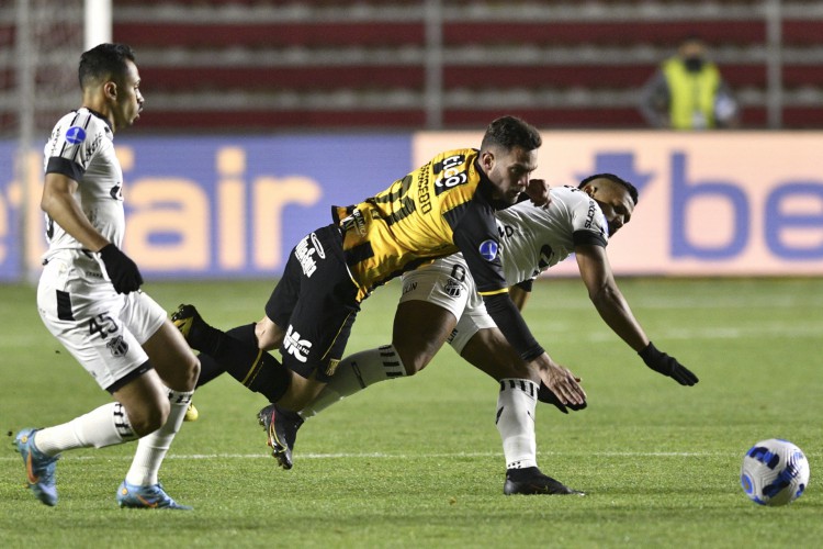 Ceará e The Strongest se enfrentam pela Copa Sul-Americana 2022 hoje, 6; onde assistir ao vivo e horário do jogo.