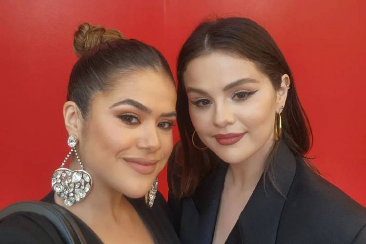 Maisa Silva se emociona ao conhecer Selena Gomez em evento da Rare Beauty