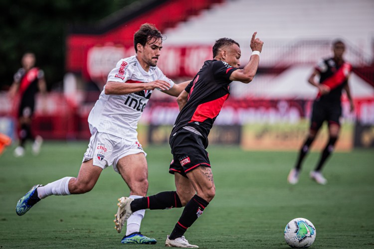 Atlético-GO e São Paulo jogam hoje pela Copa Sul-Americana 