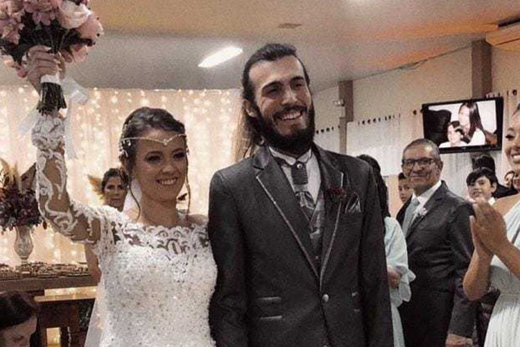 Sogra surpreende noiva com casamento surpresa em churrascaria em Santa Catarina