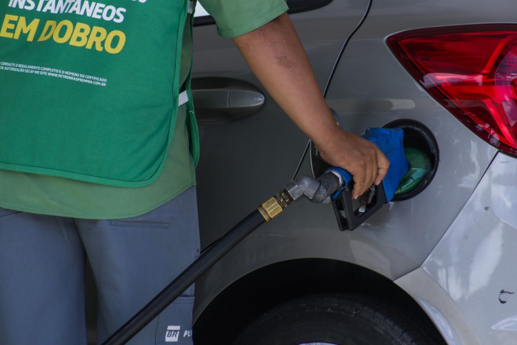 ￼EXPECTATIVA é de que o preço da gasolina recue mais nas próximas semanas