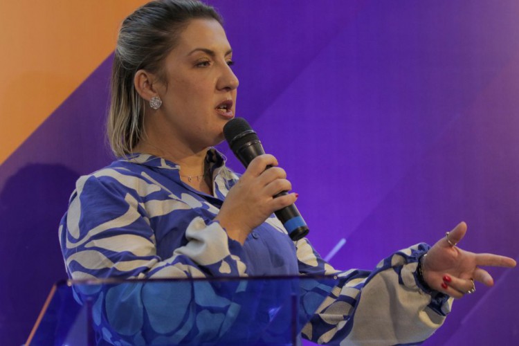 Após tomar posse como presidente da Caixa Economica Federal, Daniella Marques, participa de coletiva de imprensa