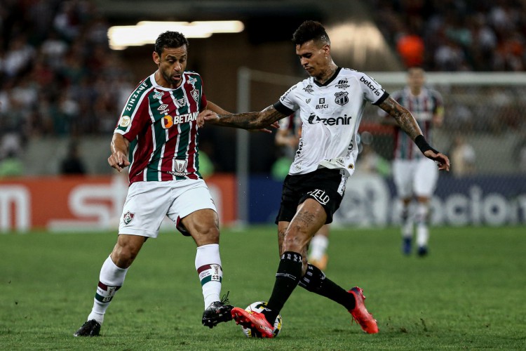 Volante Richard Coelho e o atacante Fred no jogo entre Fluminense x Ceará, pela 16ª rodada do Brasileirão