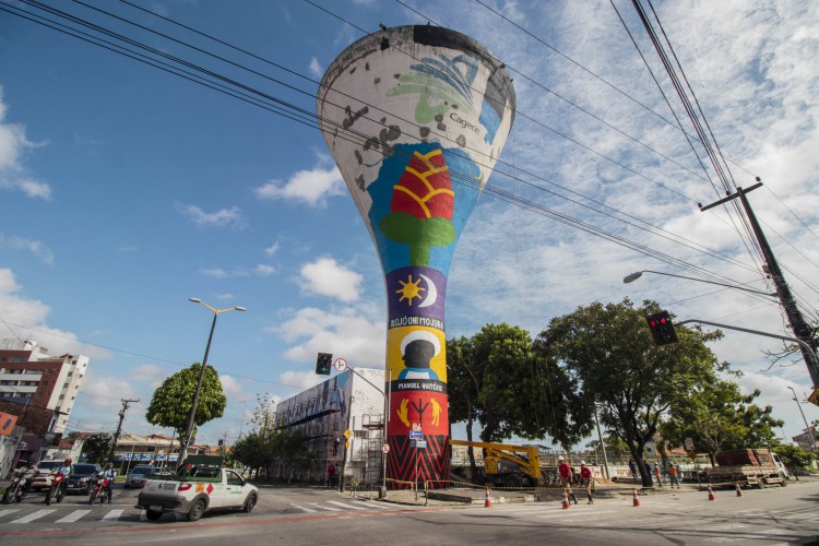 Reservatório de água da Cagece, no bairro do Jardim América, passa por intervenção artística